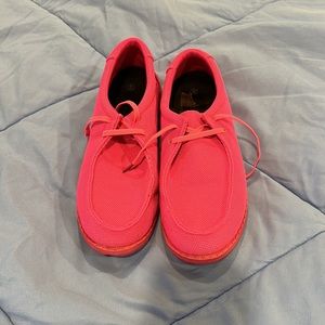 Hot pink shoes 8 1/2